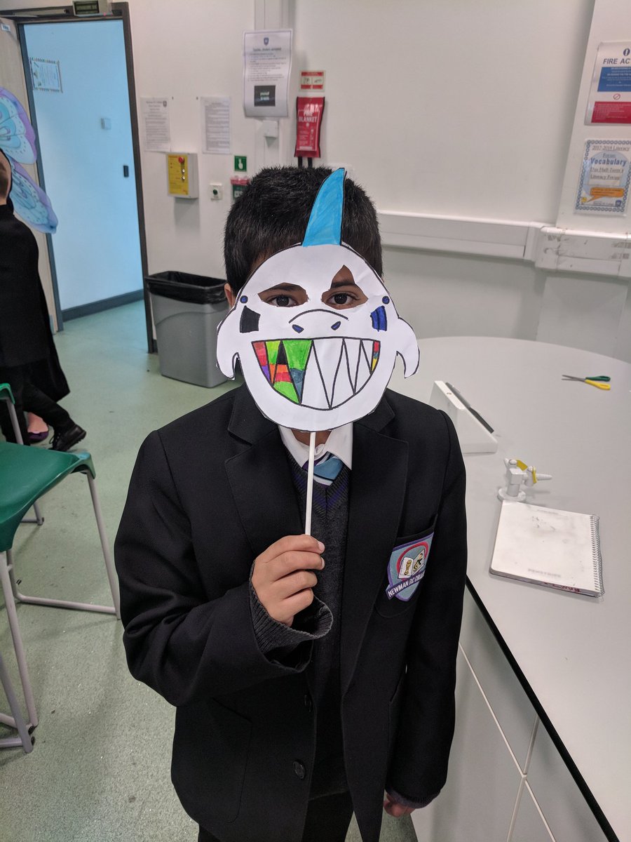 LeesMiss's tweet photo. 7B4 masquerade ball raising awareness #WearItWild https://t.co/EqVpDyqVkY
