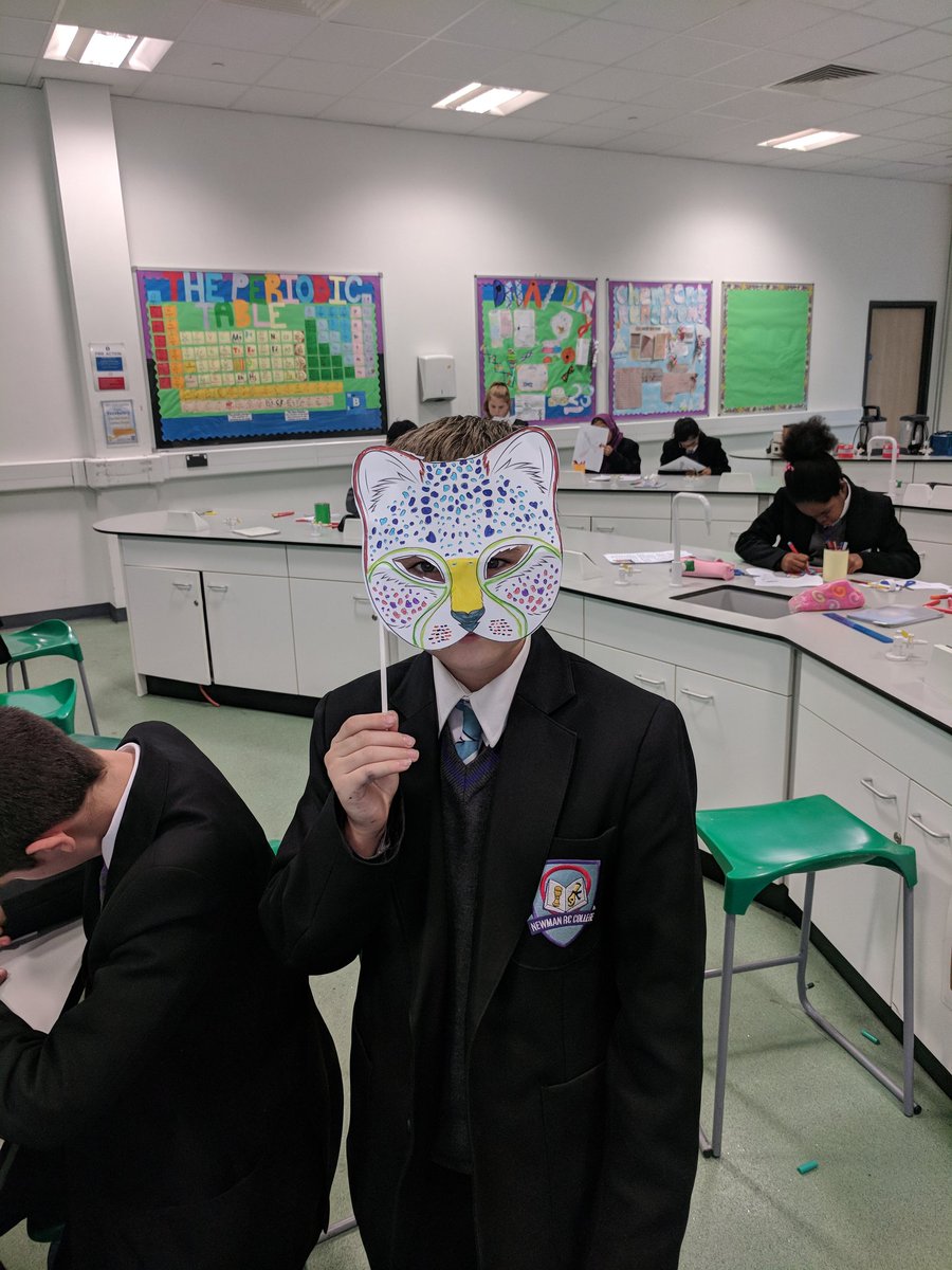 LeesMiss's tweet photo. 7B4 masquerade ball raising awareness #WearItWild https://t.co/EqVpDyqVkY