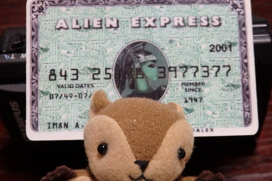 momongainsendai's tweet photo. えいりあん　えきすぷれす　#お気に入り #AlienExpress #ジョーク https://t.co/f06SvIQV8n