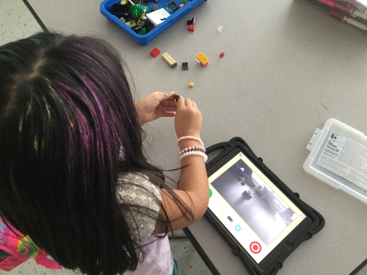 MsPrebeck's tweet photo. Using KomaKoma to create our own stop motion stories with Legos #PTOafterschool #STEAM #CreatingisCool @sullyes_lcps https://t.co/YfSmPc4HQr