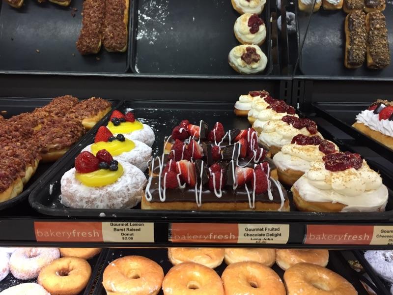 Marshall_HyVee's tweet photo. Come experience the delicious variety of donuts we have for newly active donut program. Freshly fried and decorated donuts daily! 🍩🍩😋 https://t.co/JMkU5T6Qwq