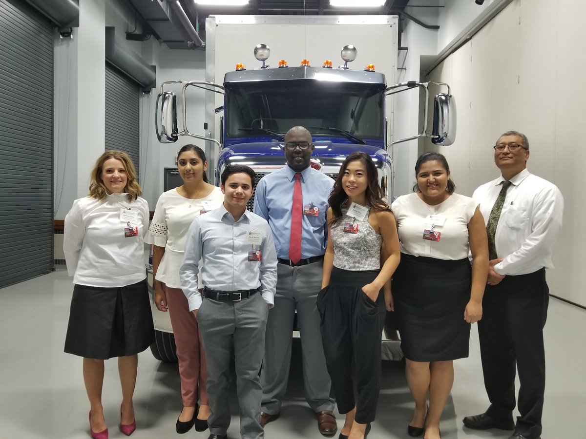 Sh0rt1eK's tweet photo. Thank you @PeterbiltMotors for the opportunity to tour and connect today. Invaluable for Hamilton Scholars! #tlw2017 #career #transition https://t.co/FvIEFpMAI9