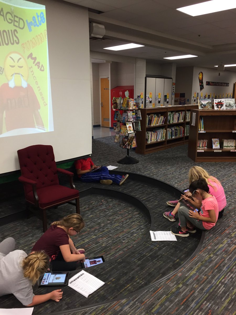 MrsGeffert's tweet photo. #3rdgraderocks having fun collaborating  and creating a synonym emoji project! #highland4tomorrow https://t.co/gZdxjP11qK
