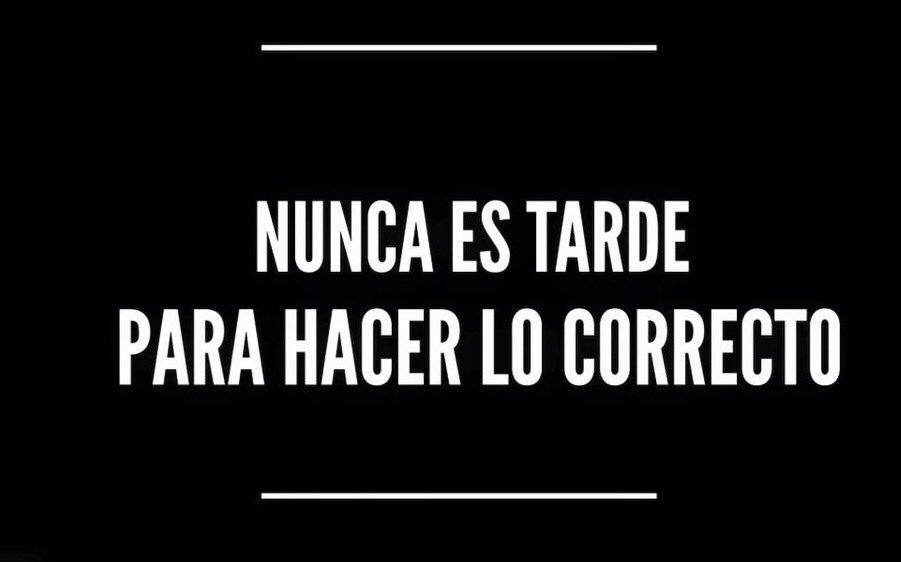 FucksiaLady's tweet photo. @PMallagray @ulises_novo @montse131958 @morticiasre @SoulLife08 @furiatise1 @_Amy777 @SeraMateos @Gush_lp @kaluapiscis Buenas noches. Pilar. Siempre hay que #sentirlotodo 💋🌷🌜 https://t.co/aySoSl7DQ9