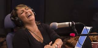 EXCLUSIVA: La conocida locutora de radio boricua <a href="/pamelanoa/">PaM</a> LE TIRA a Lin Manuel Miranda! Diciendo que la canción Pro Maria es Pato Banton!