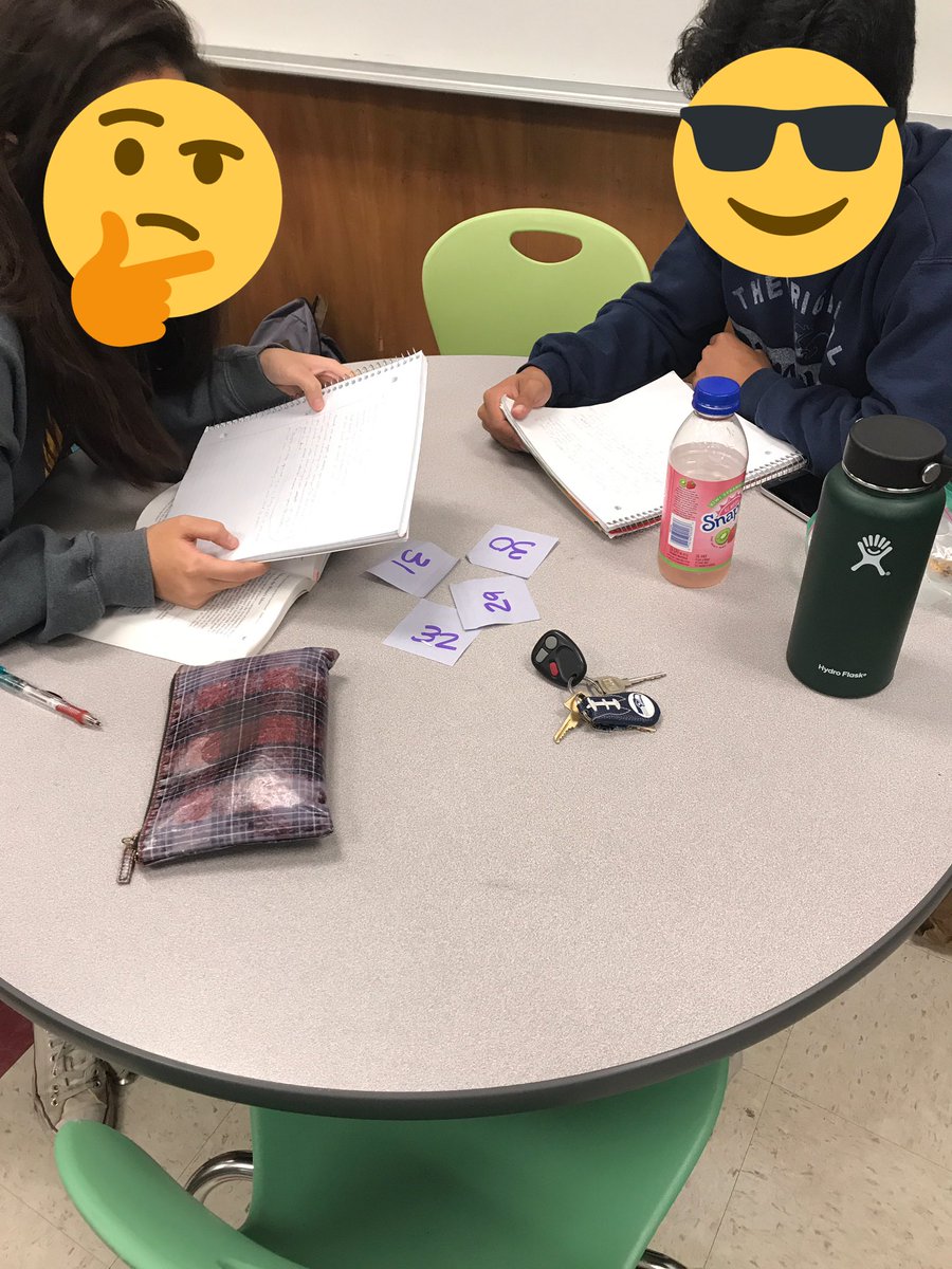 toddsenglish's tweet photo. Ss working on their classification essays in #toddsAP #WhyIWrite @svhsmrmay #PioneerPride #nationaldayonwriting https://t.co/Zi6kJDcZ0n