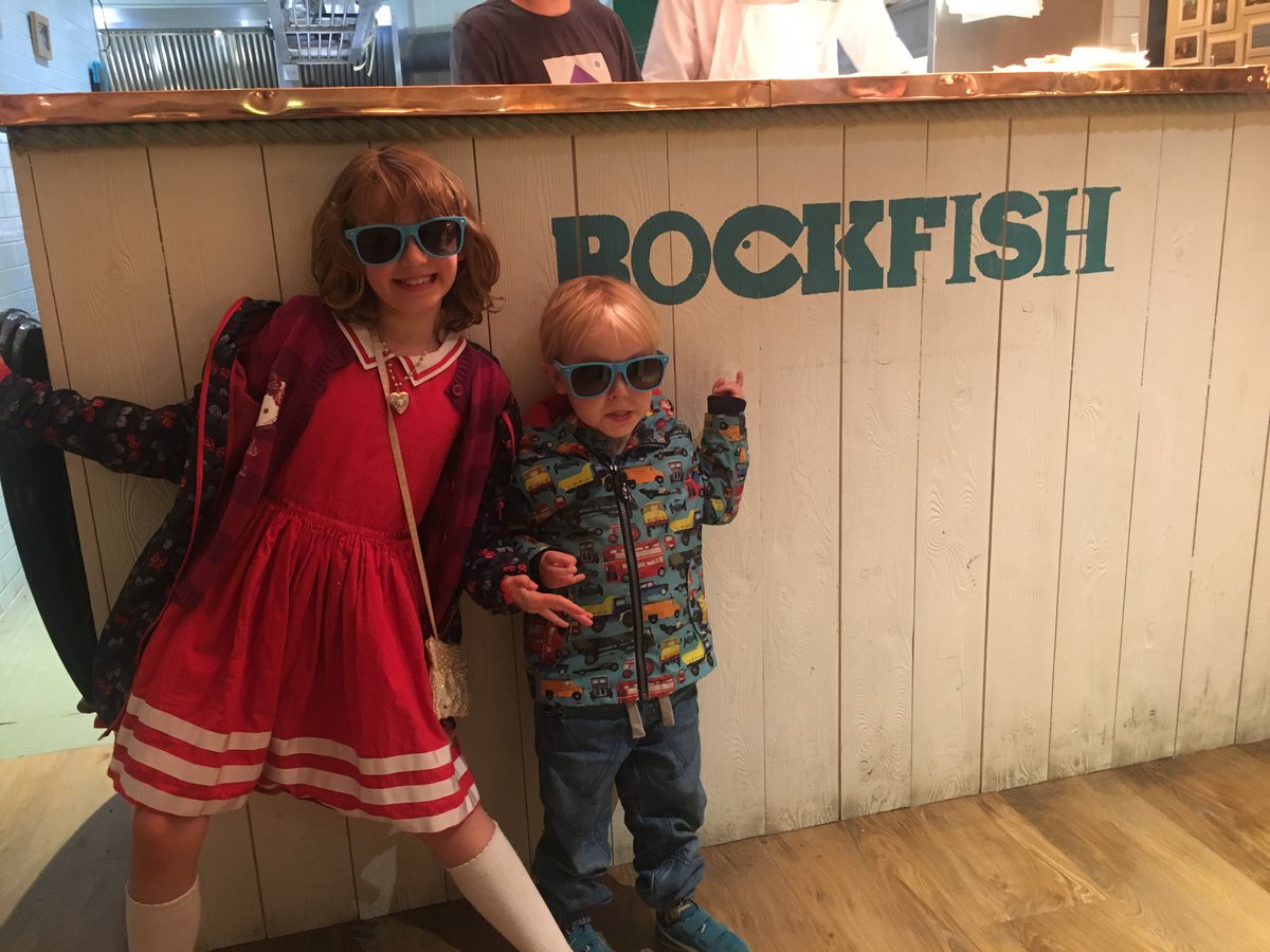 nick_jga's tweet photo. Fun @RockfishExmouth for awesome food & amazing service! #fishandchips #cod #exmouth #codnchips #chips #Season_of_a_Soul #RockFish #seaside https://t.co/wbyotDULKd