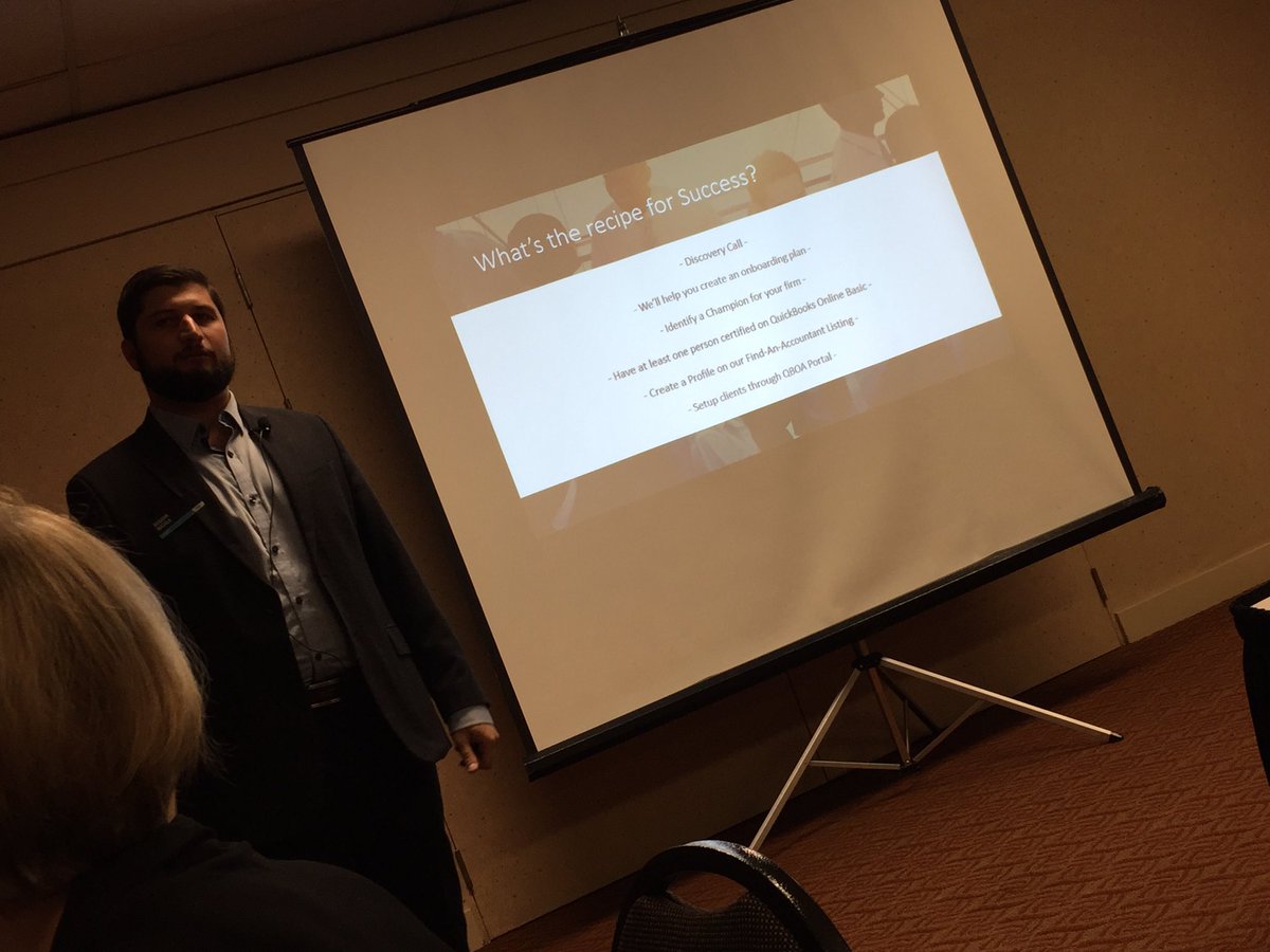 Joe_Dimacuha's tweet photo. @bogdan_masala sharing the recipe for success 👌🏽 @QBOinQuinte @QuickBooksCA #QBOinCampbellRiver https://t.co/1gtfBgKdK0