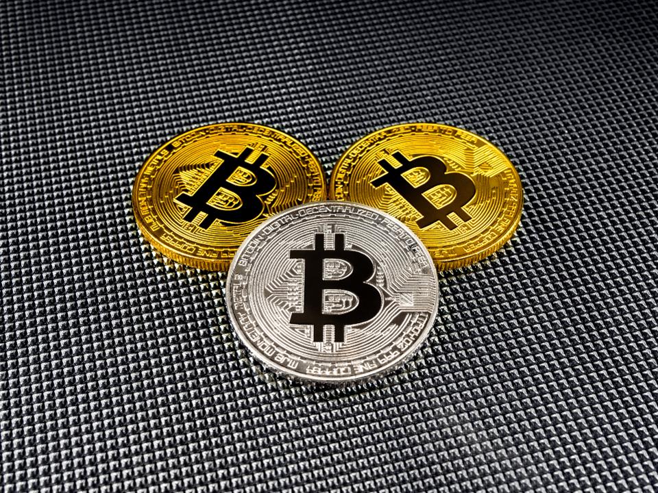 Bitcoin climbs to fresh record high above $6,000 on.forbes.com/601287lJn