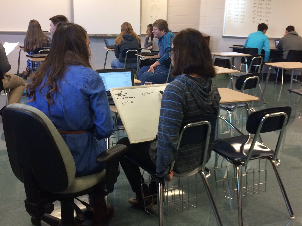 mohrohs's tweet photo. 🙏 to all the @bgsu tutors who helped my 👨🏻‍🎓's today in the #OVLA classroom. You will all make great 👩‍🏫's someday. #otsegoknights https://t.co/67uy80FYGJ