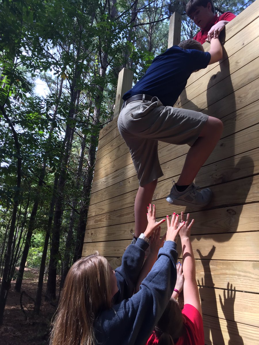 wmerrelljp's tweet image. Teamwork and Leadership talents by 7th graders made it up and over "The Prep Wall". Great things are in store for the class of 2023!!