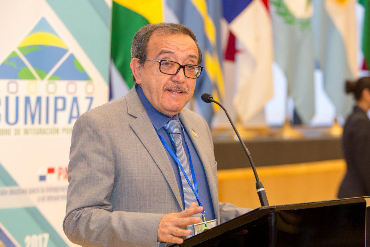 globalembpeace's tweet image. Luis E. Vargas: What can the war leave? Pain, blood, death, suffering, the only things that confrontations achieve. #CUMIPAZ