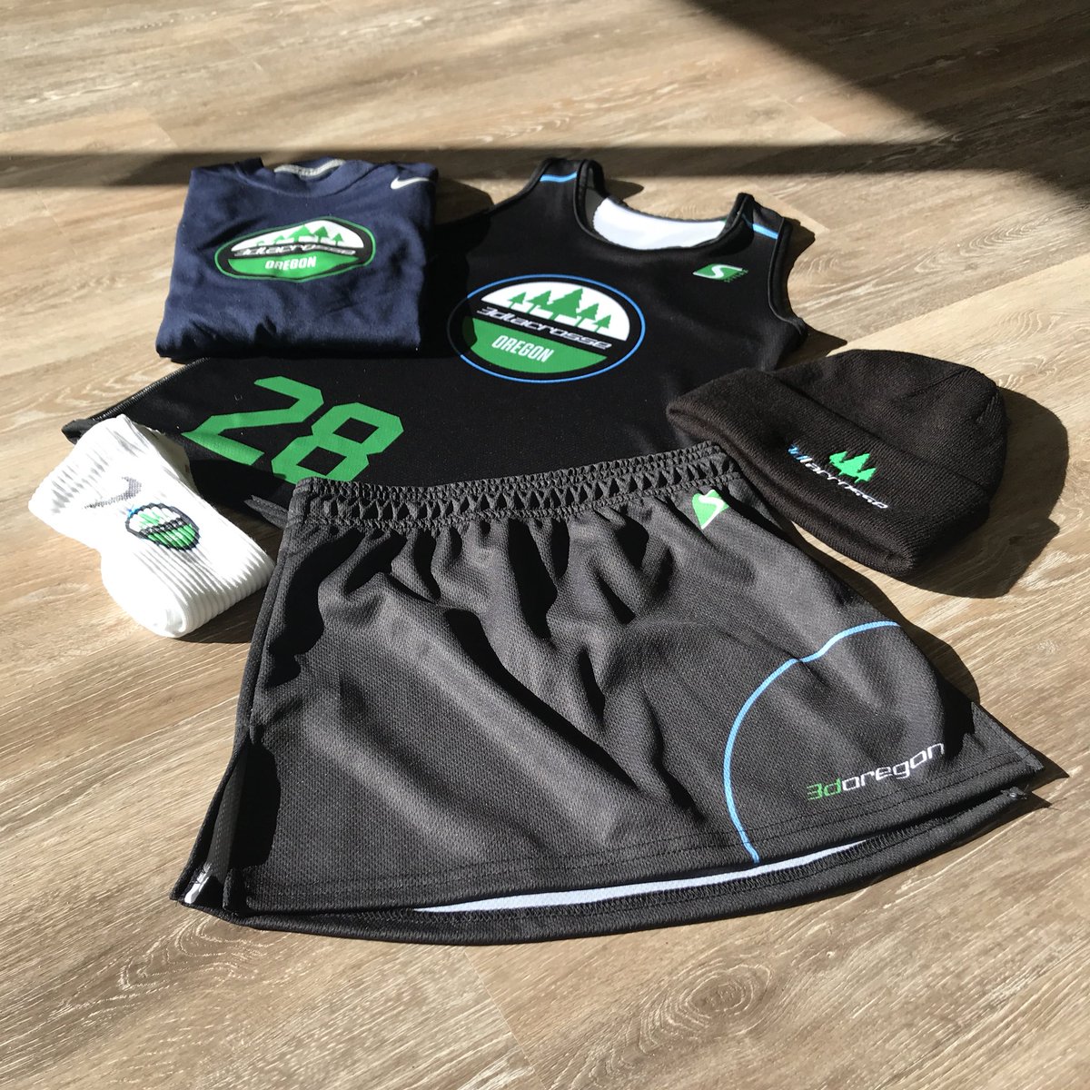 3doregon's tweet photo. Girls fall/summer uniform and gear pack 🔥 #3don2 #3doregon #the3ddifference https://t.co/SUAlRnXhpi