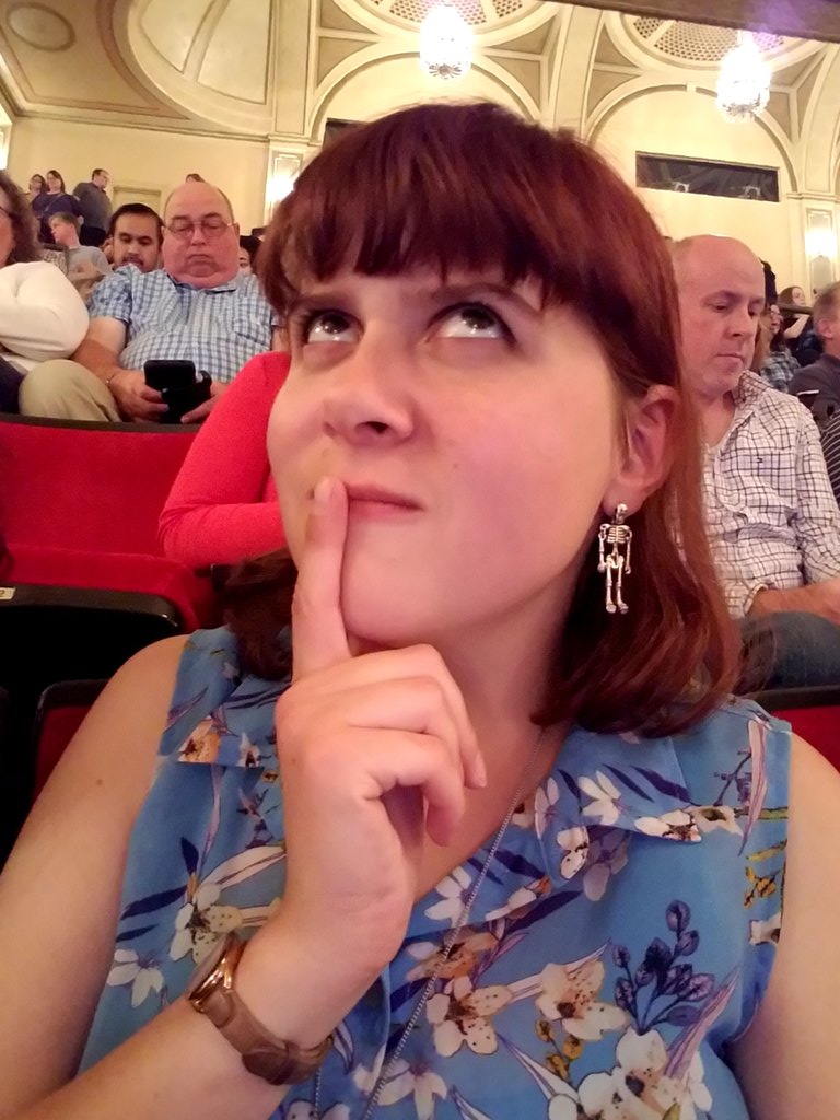 JRaineyAuthor's tweet photo. So, what's the deal with kale? #altonbrownlive https://t.co/ohZhW7TKvO