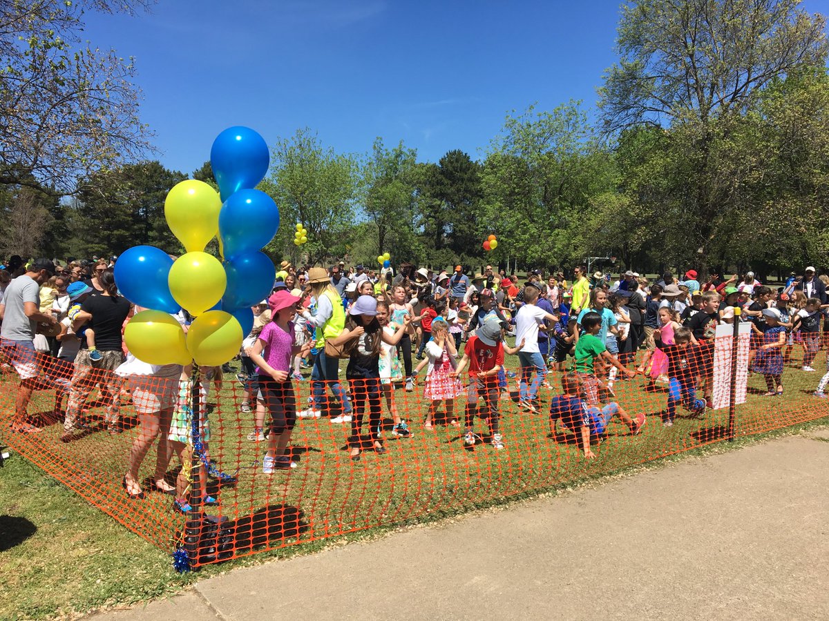 chris_shaddock's tweet image. Happy Birthday Giralang Primary School! Turning 40 has never felt so good!!