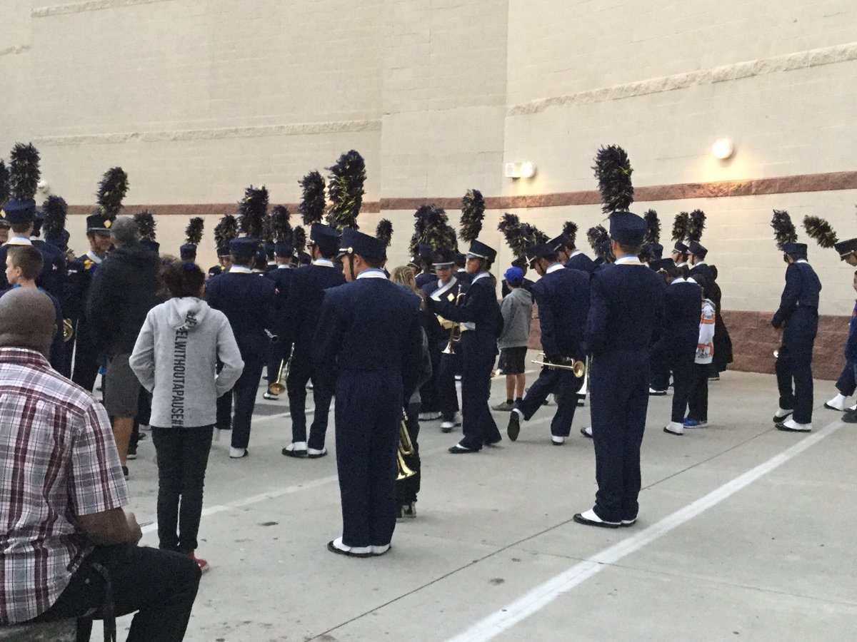 Lohsregiment's tweet photo. Middle schoolers rocking out with the Regiment before the game. Regiment Senior Night! #CLAWSUP #captgrizzly https://t.co/dQ8FNY0lWn