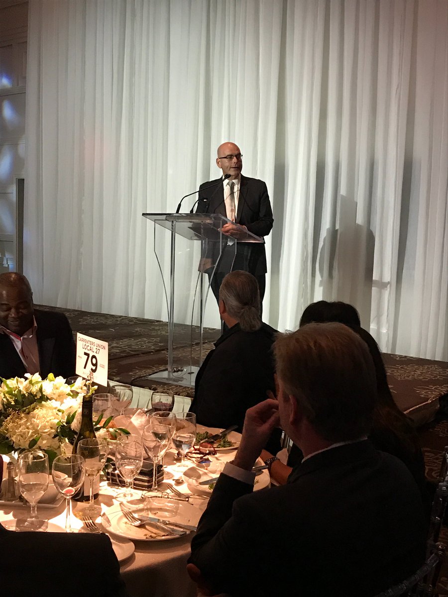 StevenDelDuca's tweet photo. Honoured to be a part of the Giving Thanks Gala in support of Hospice Vaughan. Congratulations to all involved !#HVGala2017 https://t.co/FMoc8uefCK