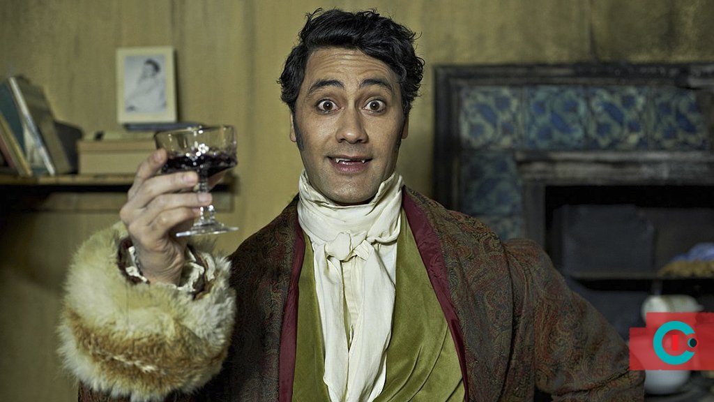 Los domingos también se brinda, y Viago ya tiene todo listo. WHAT WE DO IN THE SHADOWS, horarios: isat.tv