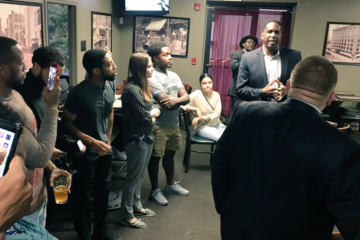 CommishJoeyD's tweet photo. Awesome night meeting w/young #Daytonians yesterday! Local elections matter! Get out &amp; vote Nov 7th! #ProudDaytonian https://t.co/DPFYWR35RS https://t.co/daJWhIRJuq