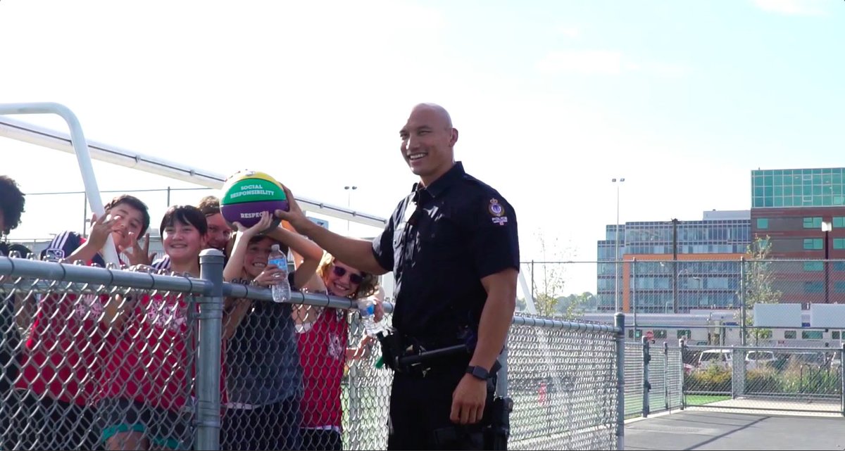 VanPoliceFnd's tweet photo. [CONTEST] Enter to WIN 1 of 5 pairs of VPD Sunglasses! [ https://t.co/uxizMF1bVN ] #VPDPartners #KopsShadesForKids https://t.co/qdi4MyII54