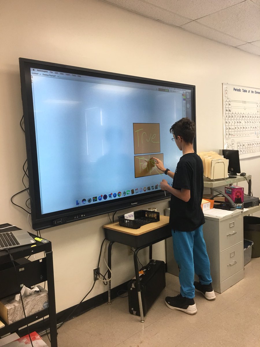 mscarboneisloud's tweet photo. Teah team captain learning with @ActivInspire ! He will turnkey his skills to tchrs in a few weeks when he leads PD! #necsditf #necsdsms https://t.co/InkTtwez7v
