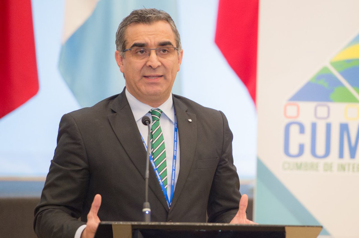 embajadaporpaz's tweet image. Gustavo Jalkh: Activismo sin conocimiento puede ser tan inútil como el conocimiento sin activismo por eso esta reunión vale la pena #CUMIPAZ