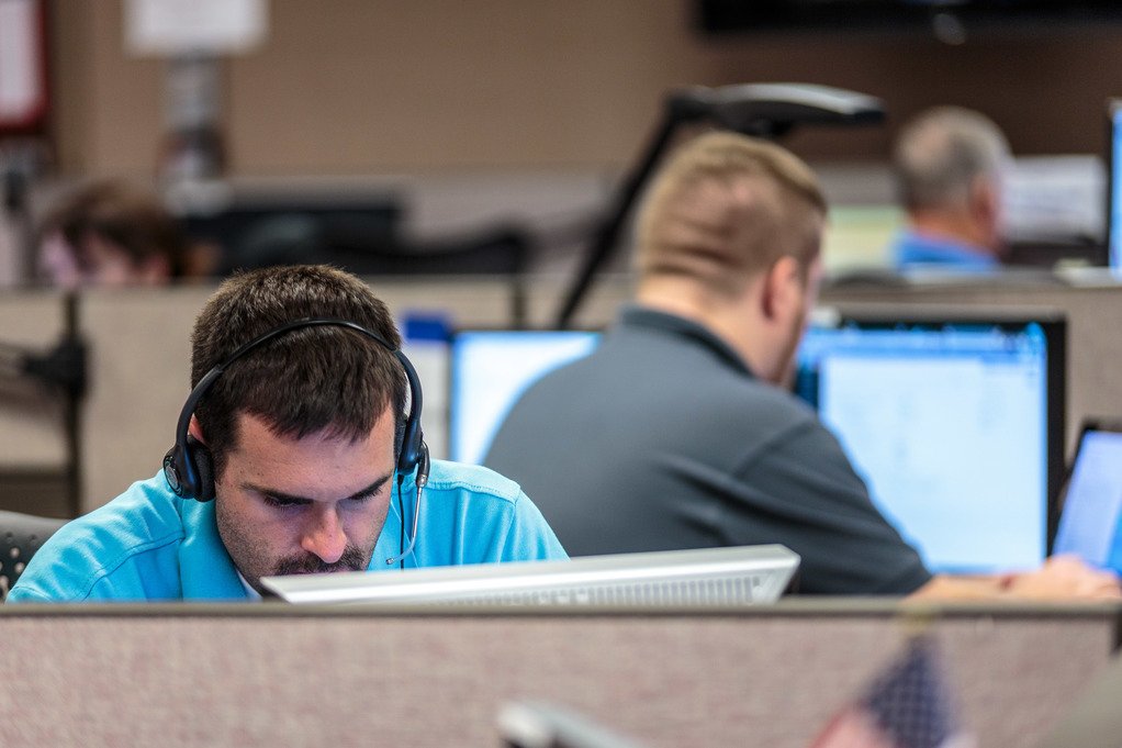 Protect yourself against scams after disasters like #CAWildfires &amp; #Maria. If you suspect you're a victim of fraud, call: 800-323-8603.