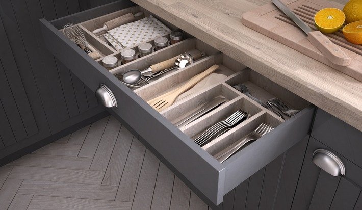 KathyStange's tweet photo. Is your home more cluttered than you'd like? Take back control of your space with these 50 organizing tips:  https://t.co/cJH25xUdLn https://t.co/wkd6qpkF44