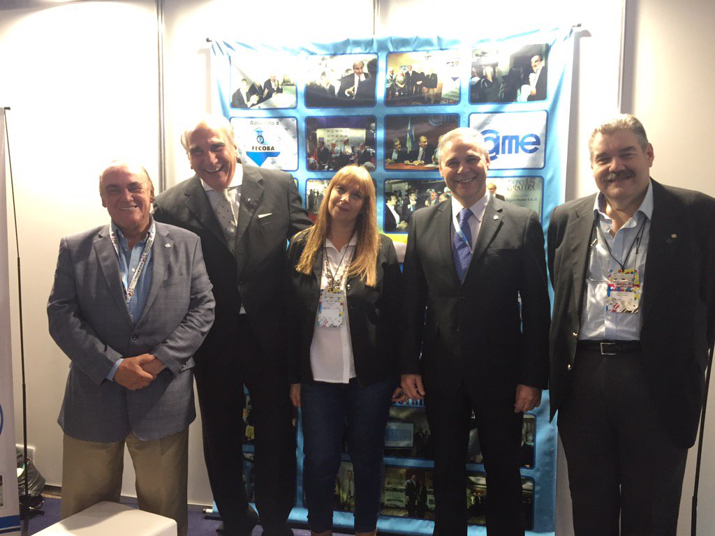 FECOBAORG's tweet photo. #ExpoGrafica el pte @CastilloFabianX y el Sec Gral Sergio Lamas acompañando a Juan Elena en el Stand de #CAEGA https://t.co/ImXW7M6I4S