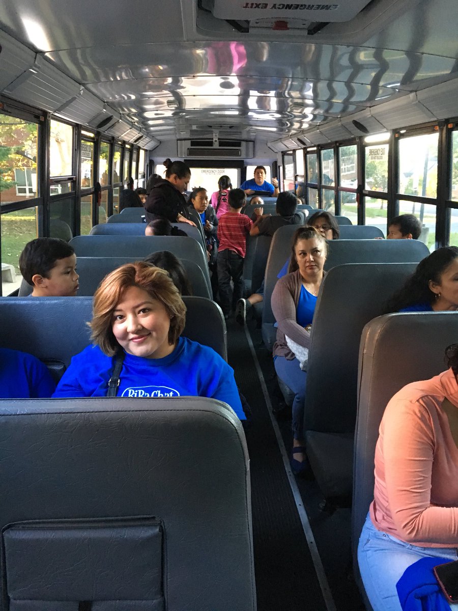 BRC_AP's tweet photo. BIBA heading to Hispanic Heritage at Kenmore #BarcroftSoars #apsvirginia https://t.co/4zivQXfxPn