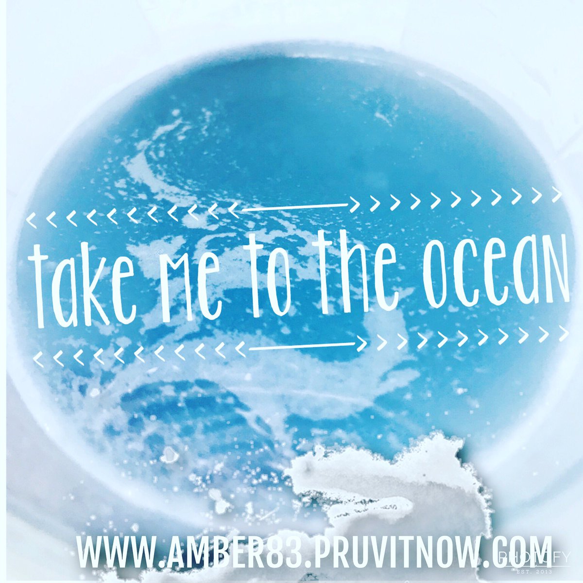 althomson1003's tweet photo. Blue ๐ ocean got me chilling on a Friday #bluecoconut #KETONES #pruvit #better #ketogenicdiet #bluewaters #yummy https://t.co/UZNqm7BFwS