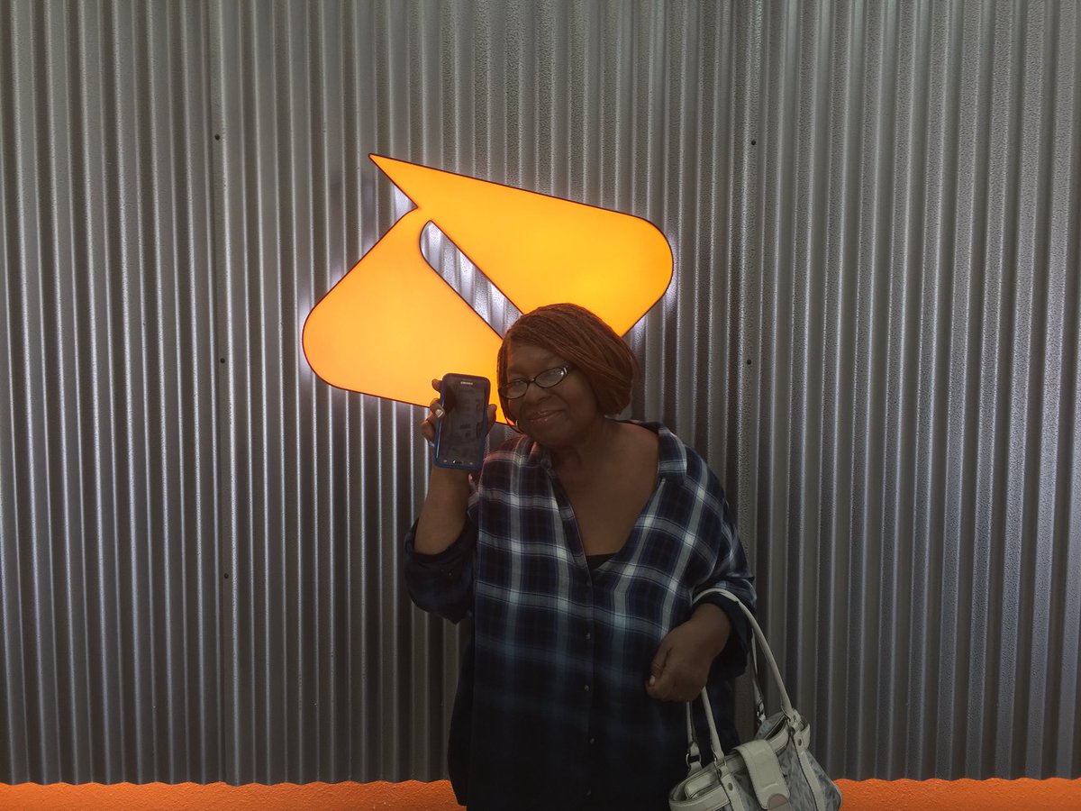 boostpwclv's tweet photo. Boost up allowing customers to get amazing deals on phones! Visit any of our locations today  https://t.co/VWqtsCSThf  #pwclv #boostmobile 😊 https://t.co/twHPQyNM9X