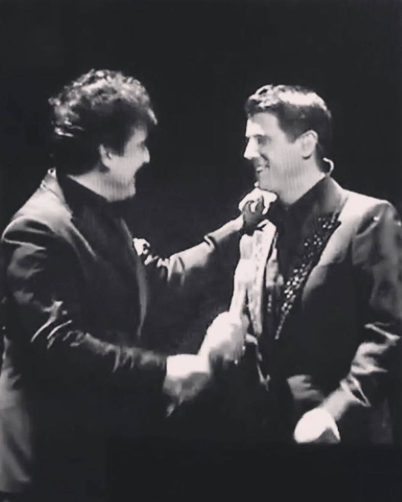Sebbyholics's tweet photo. Thanks for sharing @happy25ca 💖 RepostBy @happy25ca: "Carlos & Seb💕😊 #ildivo #sebdivo
#carlosmarinildivo
#sebso… https://t.co/WGGResabp2 https://t.co/NmBQj6UfqA