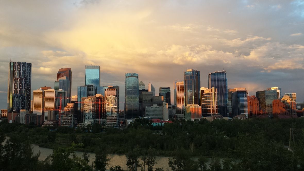 hiacanada's tweet photo. #YYC to have Canada's fastest growing economy this year, Conference Board says https://t.co/AUSIGqFYH8 https://t.co/ar918NL8Uv