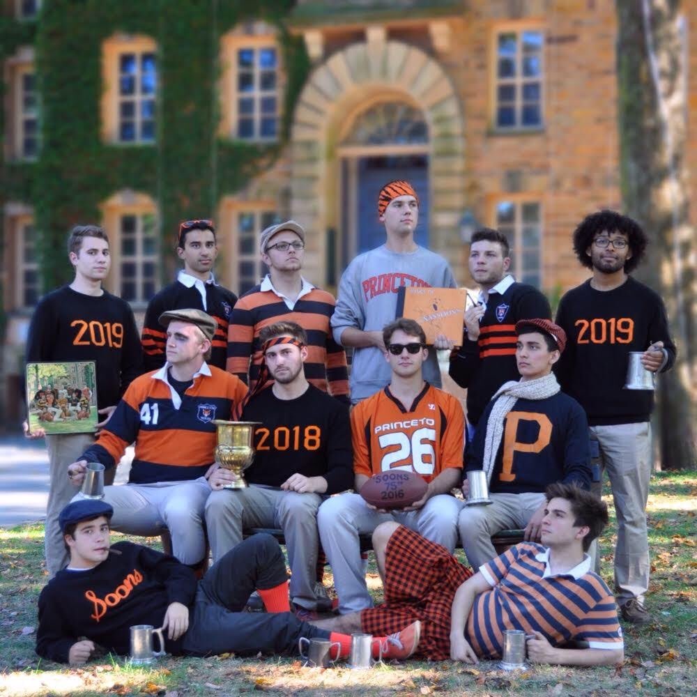 New album alert!!! Take a listen to Nassoons 2018 on Spotify! open.spotify.com/album/3zW18loP…

#acappella #nassoons #sfc