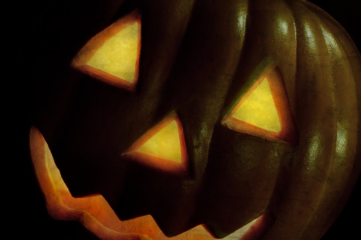 🎃 We're ready for trick-or-treating and scary good times. 🕷 🕸 Is it halloween yet? 👻 bit.ly/HalloweenParke…