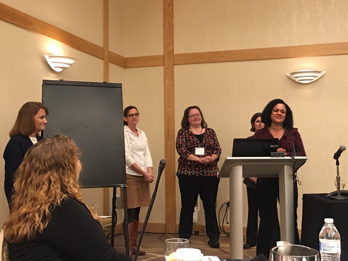 rheumdoctor's tweet photo. #Celebrating @dr_esi at #PRCOINFall17 #gratitude https://t.co/jxiPFtM92N