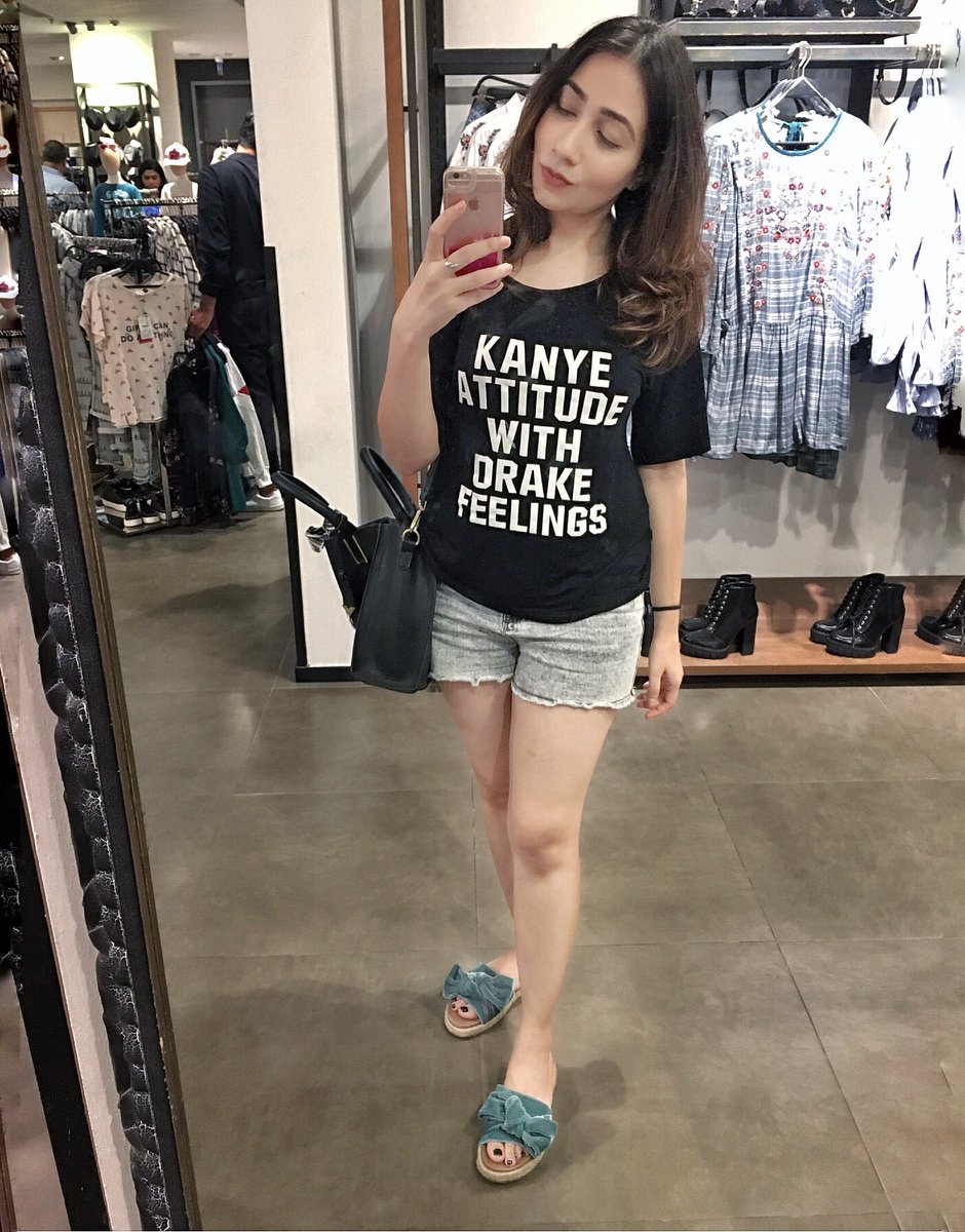 thehippieque's tweet photo. Found my spirit tee shirt at @SheIn_official! 💥🙌🏻 https://t.co/a23NKPY1rl