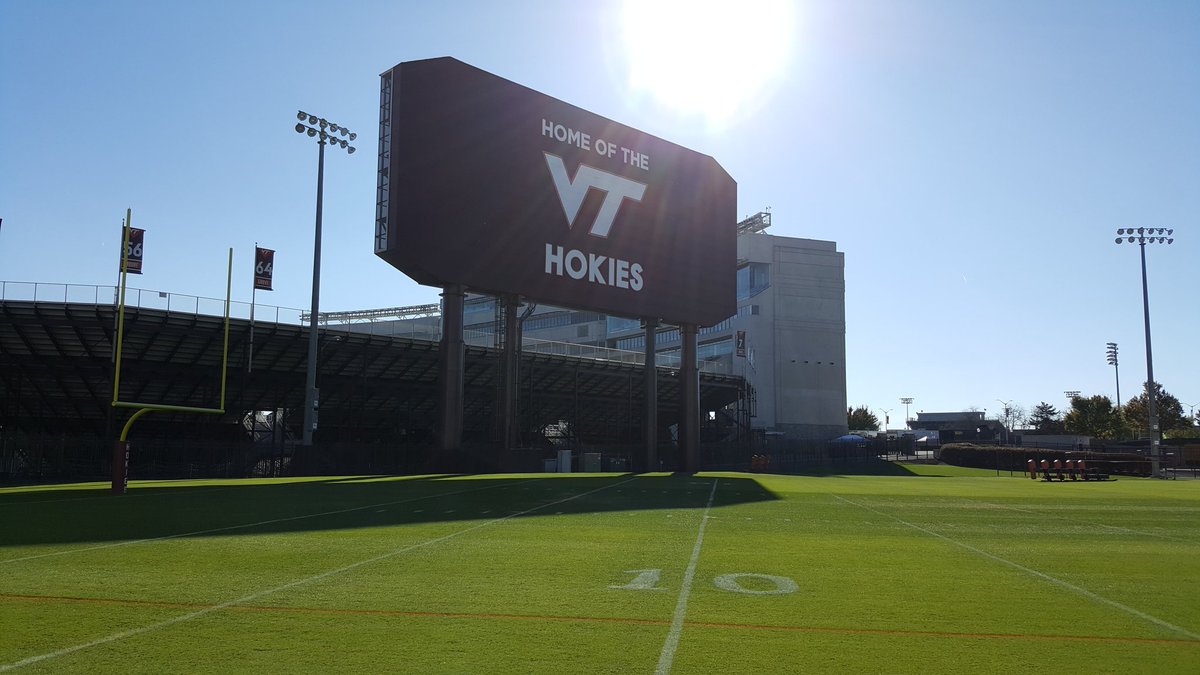 CoachGiancola's tweet photo. Always sweet to find the way back to my second home, especially when we get access to the facilities for walk through #GoEagles #BEATEmory https://t.co/WjllEK2epX