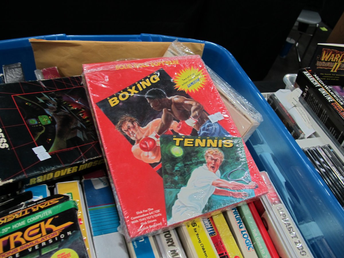 OluProductions's tweet photo. @RetroGamingExpo #PortlandRetroGaming https://t.co/aoxghFkUkn