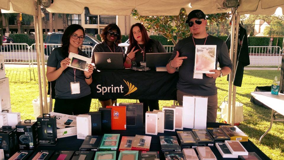 marshalltilley's tweet photo. The @Sprint4FL Team participating at #PinkBash #Orlando Tonight The Meadows Central Park, Winter Park, FL @tobiastjones @cannlee17 @Sprint https://t.co/kuFKSpj5eT