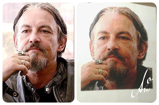 AwisPerlArt's tweet photo. Original vs Awi (beads)
#CharlieHunnam , @perlmutations and @TommyFlanagan
#SoALove #SoAFanart #SutterArt
https://t.co/IHgDd1HHcC <-Ron https://t.co/tHQw0MuxHv