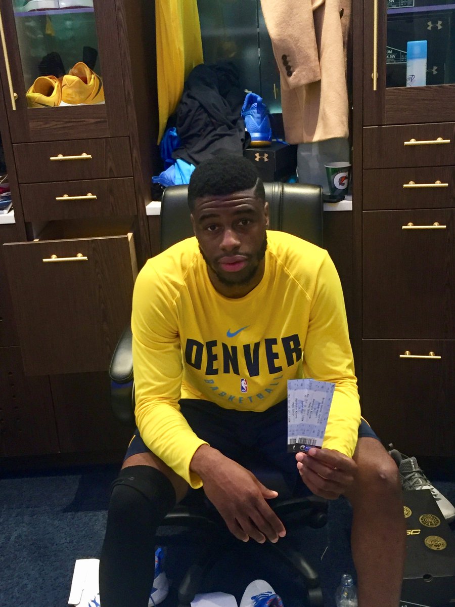 emmanuelmudiay's tweet photo. Denver! You want to see us take on the Wizards at home tomorrow night? Just RT this tweet for a chance to win THESE TIX! #MileHighBasketball https://t.co/YAbnJWZ5yQ