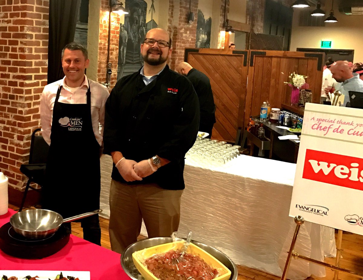 WMKSpokesman's tweet photo. Big thanks to @WeisMarkets food guru Rob Dacko-r for the great job at @EvanComHospital's Cookin' Men fundraiser https://t.co/ux3AA4dvS8
