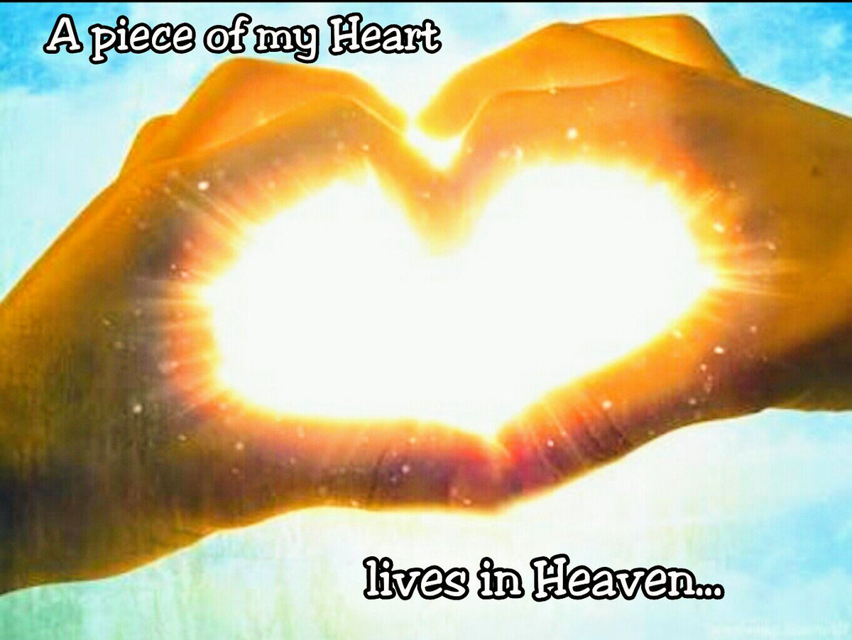 flaviavarrichio's tweet photo. @ChesterBe I dreamed about you this morning.. My heart still bleeds and screams "Pleeeease, come back!" 😭👼💔#RIPChester https://t.co/i0C9tfjsRG