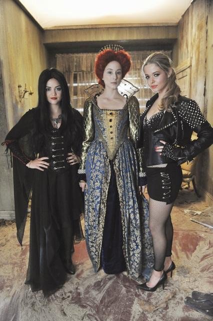 #FlashbackFriday 🎃