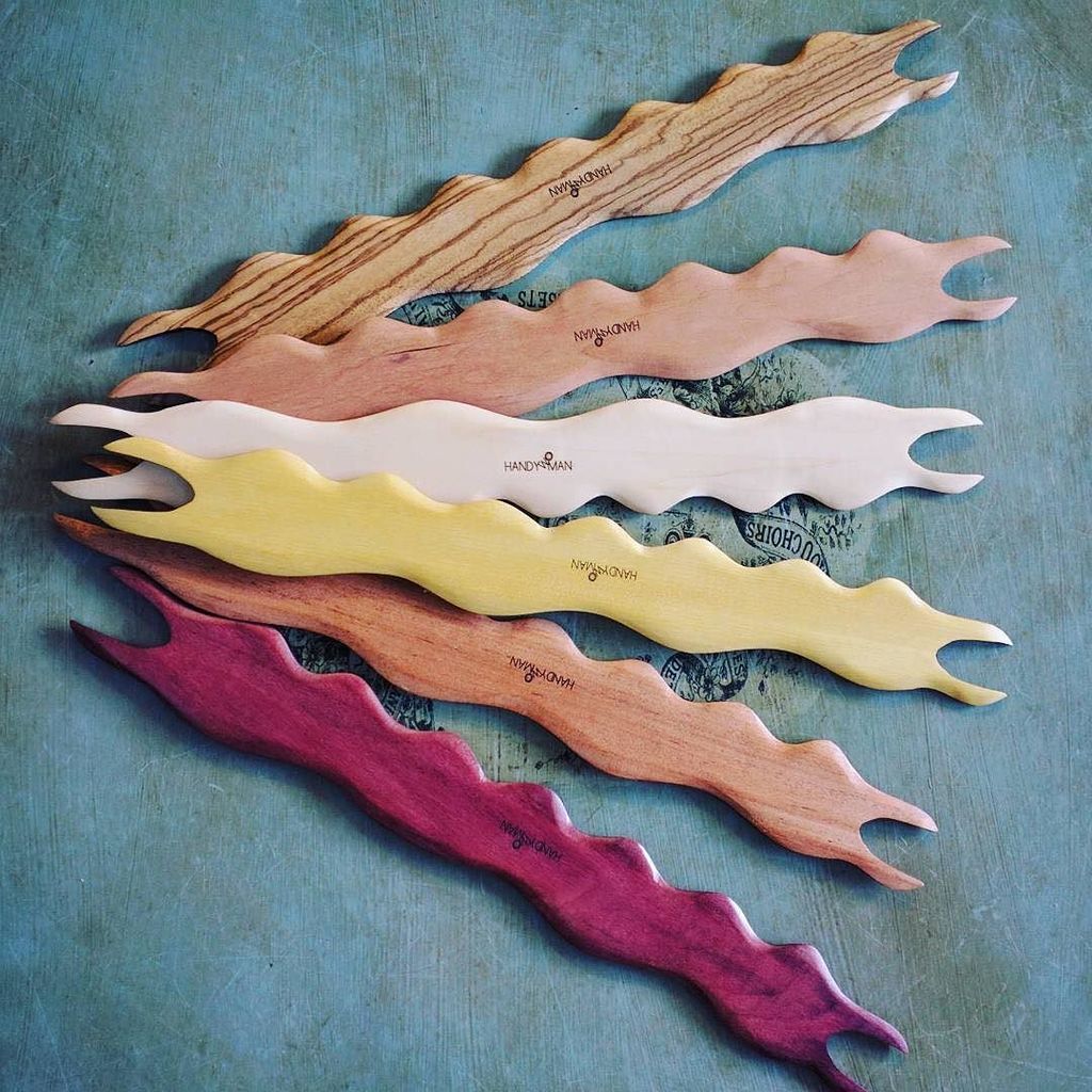FibreShare's tweet photo. Ohhhhhh myyyyy. Some handmade shuttles for #teamweave to dream about tonight ๐
๐ท: @handywomanshop https://t.co/f3uZdiuzov https://t.co/mPsvkEP8rm
