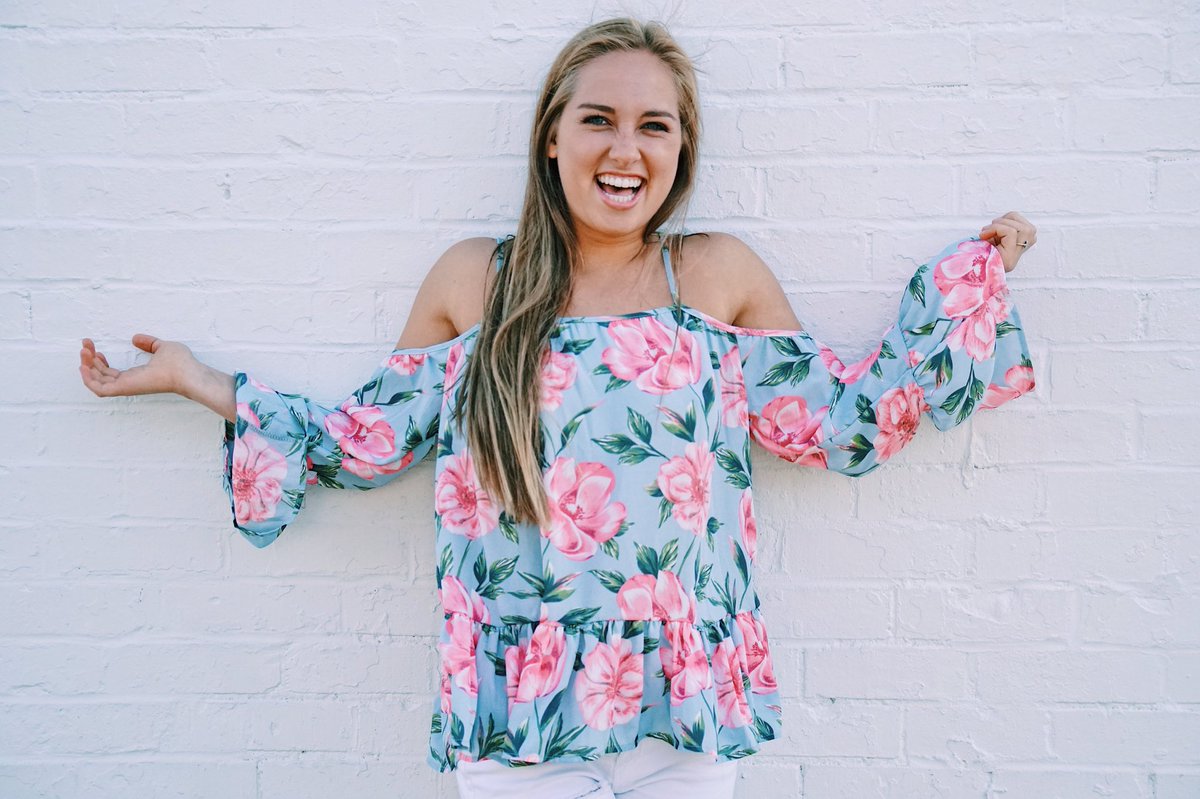 CoffeetalkC's tweet photo. Coffee Talk THIS Sunday to hear this cute girl speak! Meet @GEORGEcoppell come early at 6:15 to hang with friends &amp; get coffee! ALL WELCOME! https://t.co/eKDkIf8bc0