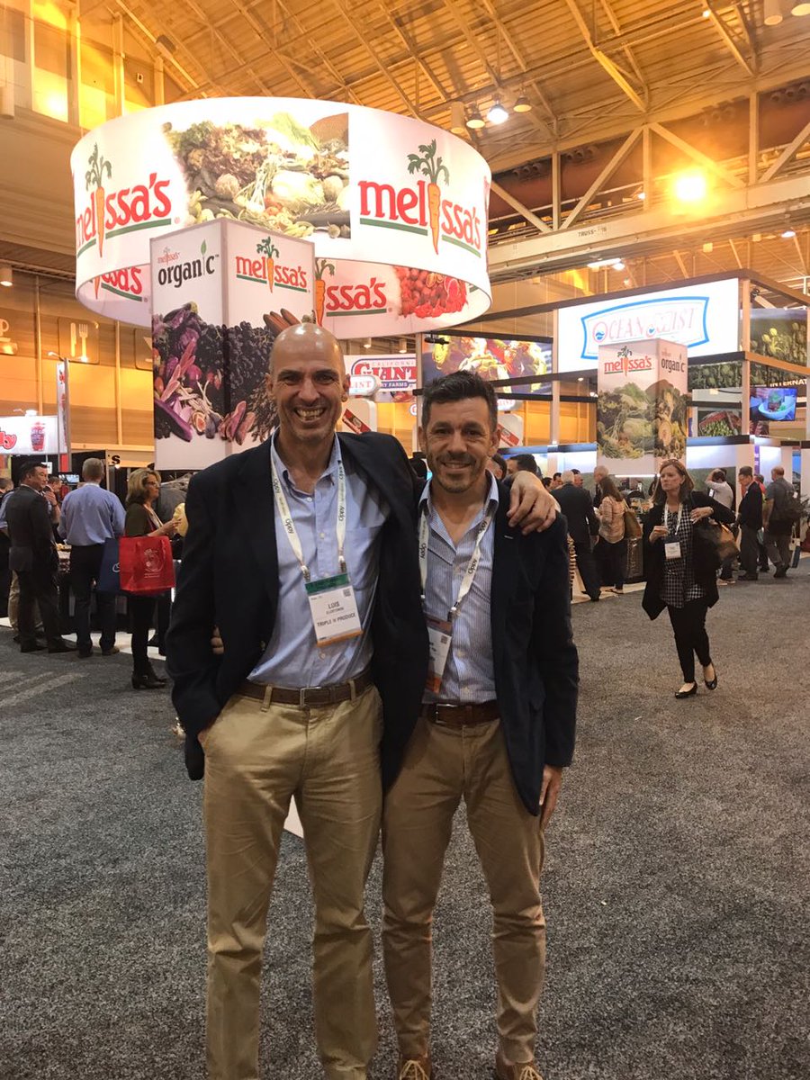 SalixFruits's tweet photo. Happy to be back at #PMASummit #NewOrleans #RootingForYou #SalixFruits Juan Martin Gonzalez Pita & Luis Elortondo @SalixFruits founders https://t.co/bcLdWOopDN