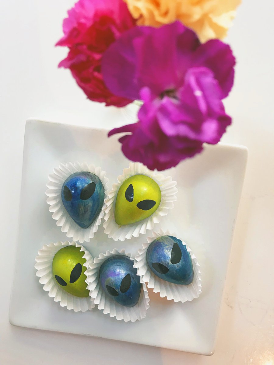 Aliens have invaded, and just in time for Halloween.  “Phone home” and let everyone know these truffles need to be abducted.